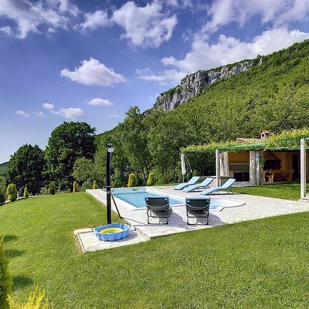 Villa Bella Lupoglav  Exterior foto