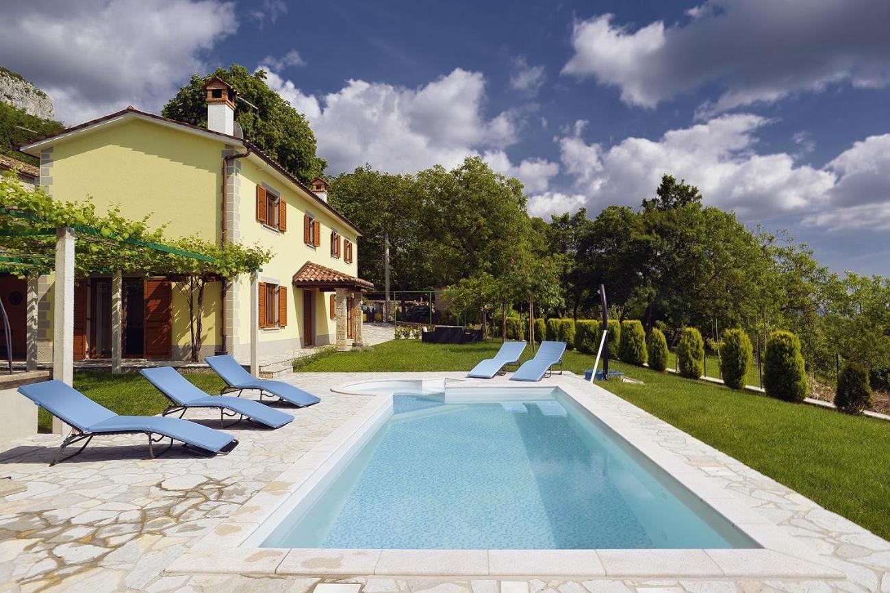 Villa Bella Lupoglav  Exterior foto