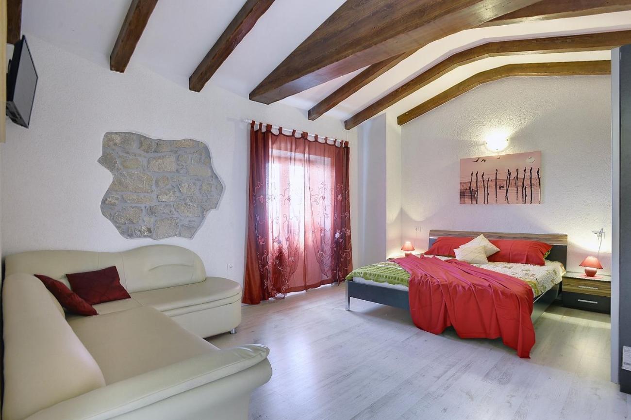 Villa Bella Lupoglav  Exterior foto